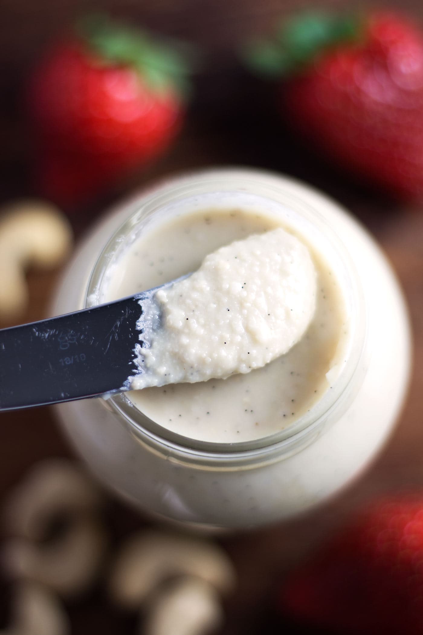 Best nut butter EVER. This easy coconut cashew butter recipe take just 12 mins and 5 ingredients. It's paleo, vegan, low carb, keto, and Whole30!
