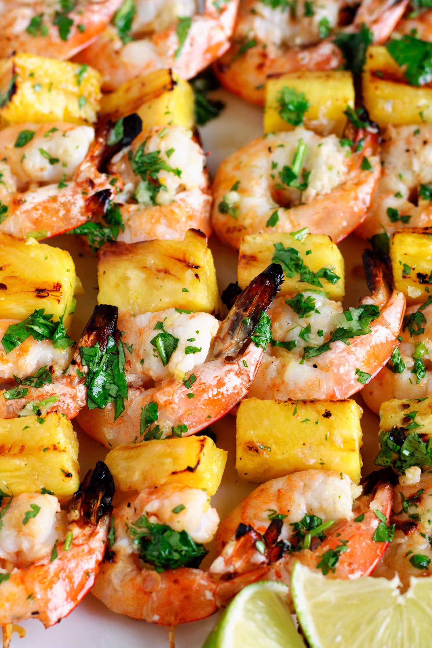 So delicous and easy! Less than 25 mins to make these grilled shrimp and pinapple skewers. Perfect for dinner or a party! Paleo, gluten free, dairy free.
