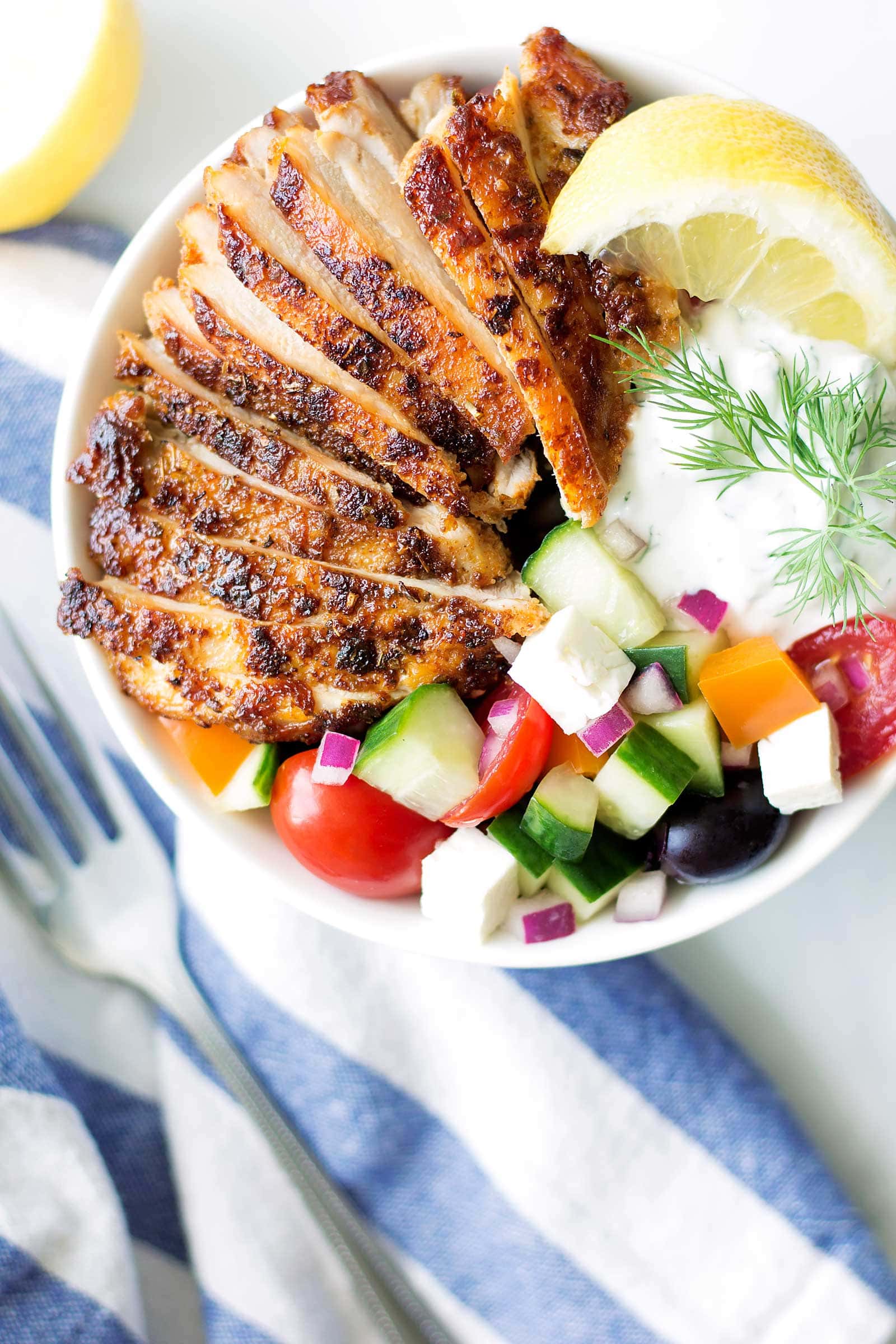 https://kitskitchen.com/wp-content/uploads/2019/05/greekchickenbowls9-1.jpg