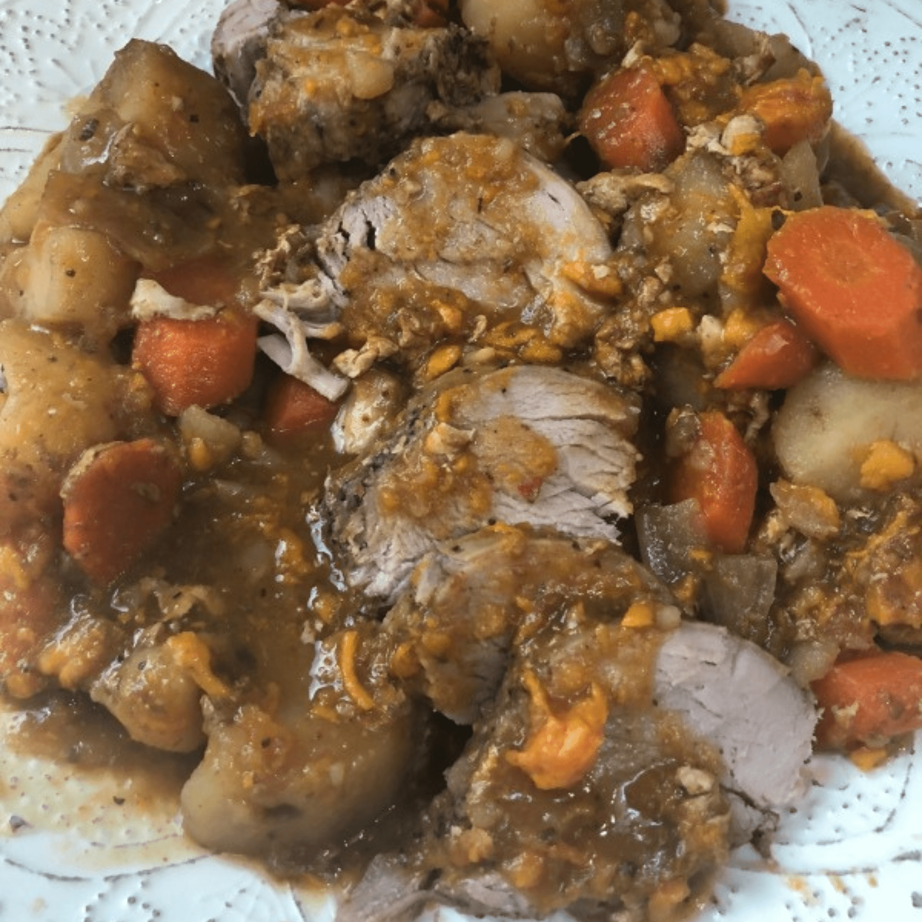 Italian pork loin with carrots and potatoes